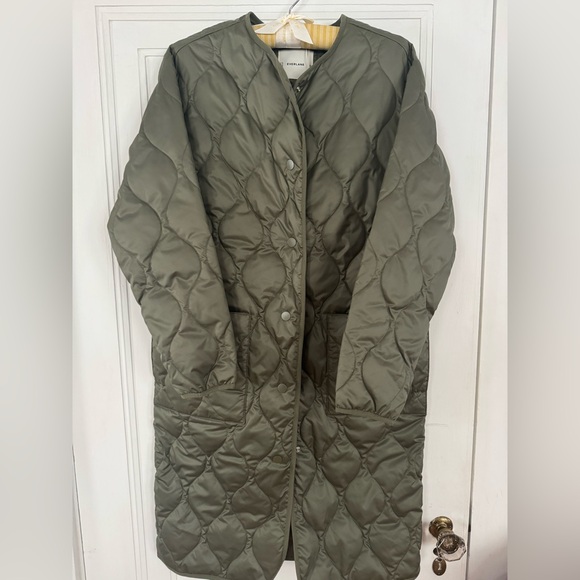 Everlane Jackets & Blazers - Everlane quilted coat